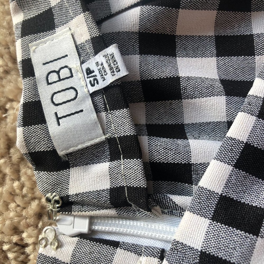 Black and White Gingham Skort - Picture 2 of 4